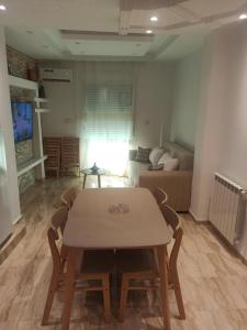 Φωτογραφία από το άλμπουμ του Appartement centre d'Alger Jardin d'Essai σε Alger +9 φωτογραφίες