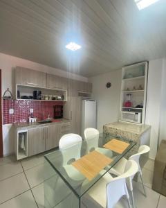 Kuchyň nebo kuchyňský kout v ubytování Flat Bela Amarração