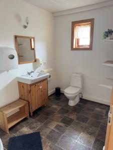 Kylpyhuone majoituspaikassa Guesthouse Myrkholt II