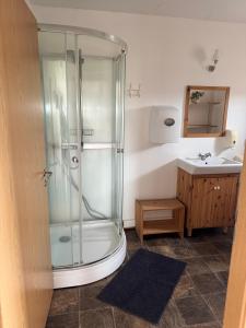 Kylpyhuone majoituspaikassa Guesthouse Myrkholt II