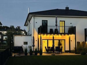 Gallery image of Holiday home with 4 bedrooms in Pouch +35 photos