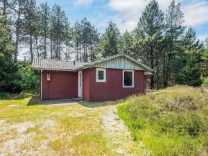 Fotografie z fotogalerie ubytování 4 person holiday home in R m v destinaci Mølby
