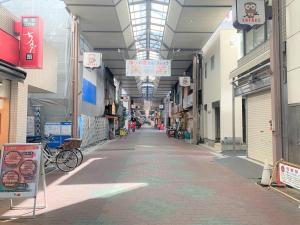 an empty hallway of a shopping mall at 台東区 駅から徒歩3分施設3f in Tokyo