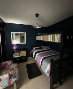 Postel nebo postele na pokoji v ubytování Habitación Alaïa apartamento tipo loft