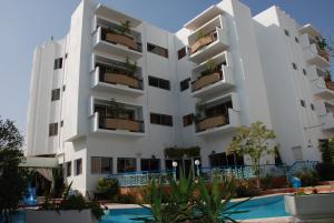 Bazén v ubytování Hotel Aferni nebo v jeho okolí