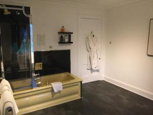 Fotografie z fotogalerie ubytování Sandhill House v destinaci Troon