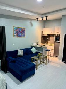 Balcony Open Plan Studio Units -Lekki 1, WI-FI, one with balcony, the other without 주방 또는 간이 주방