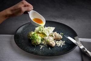 酒店内部或周边提供的食物