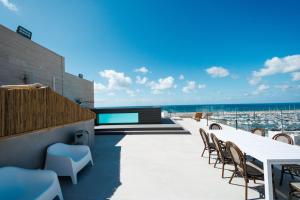 Γενική θέα στη θάλασσα ή θέα στη θάλασσα από  αυτό το διαμέρισμα