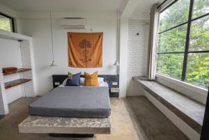 Katil atau katil-katil dalam bilik di REZ SPACE Apartment 03