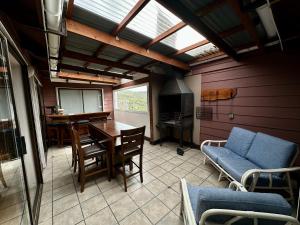 Gallery image of Five In The Treehouse in Groot Brak Rivier +20 photos