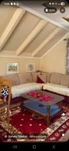 Ένα ή περισσότερα κρεβάτια σε δωμάτιο στο Konaku Zenelaj Selcke e Madhe Memaliaj