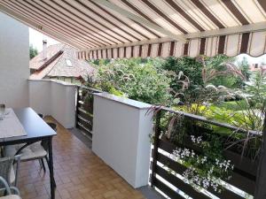 Balkón nebo terasa v ubytování Guesthouse Sanabor