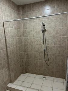 Vannituba majutusasutuses willemstad punda 3 +8 fotot