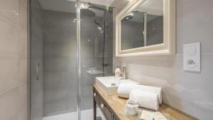 Φωτογραφία από το άλμπουμ του Suite du Jardin Suite Eden option jacuzzi prive σε Chaumont +4 φωτογραφίες