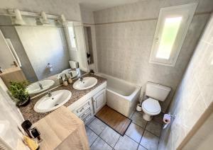 鲁西隆地区卡内Appartement Spacieux T2, Confortable Malibu Village, Canet-en-Roussillon的相册照片