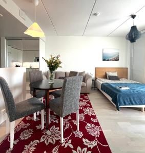 Ένα ή περισσότερα κρεβάτια σε δωμάτιο στο Cozy&Comfy 2BR Brand New Home near Metro +5 φωτογραφίες