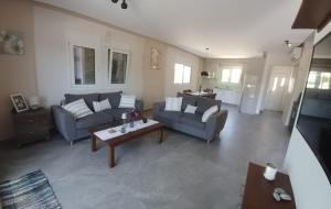 Χώρος καθιστικού στο Mitikas Resort