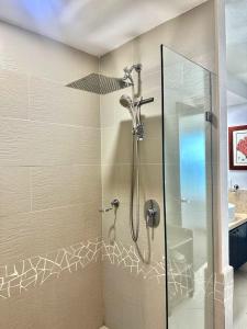 Ένα μπάνιο στο Bay View Grand Marina 4C +14 φωτογραφίες