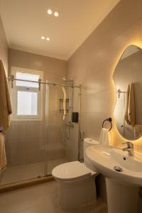 Marassi Views Direct on Pool 3BR Beach Access by Best of Bedz 욕실