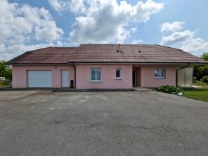 Budova, kde se vila nachází