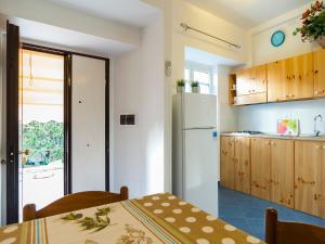 Dapur atau dapur kecil di Casa Vacanze Vespucci 4