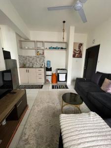 Kuchyň nebo kuchyňský kout v ubytování Isla Homes Ke