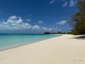Φωτογραφία από το άλμπουμ του Baybreeze Bungalow σε Bennettʼs Harbour