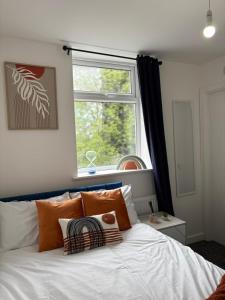 Gallery image of Boateng livings in Neepsend