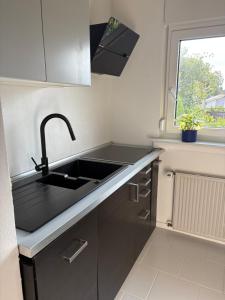 Kuchyň nebo kuchyňský kout v ubytování Ferienwohnung Hähn + 5 fotografií