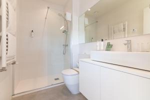 Sercotel El Balcón de la Bahía Suites的一间浴室
