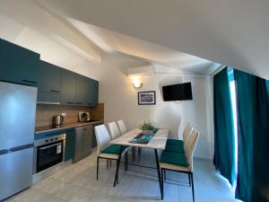 Gallery image of Villa Ante Apartments in Blace +56 photos