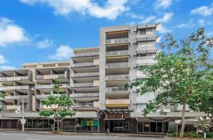 Bangunan di mana terletaknya apartmen +14 gambar
