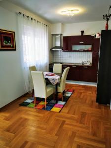 Kuchyň nebo kuchyňský kout v ubytování Apartments Mara Cres