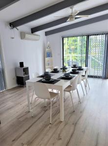 Φωτογραφία από το άλμπουμ του Riptide-close to beaches and pet friendly σε Surf Beach