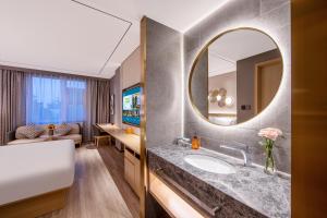 Galeriebild der Unterkunft Orange Hotel, Beijing Changping Subway Station, Science and Technology Park in Peking