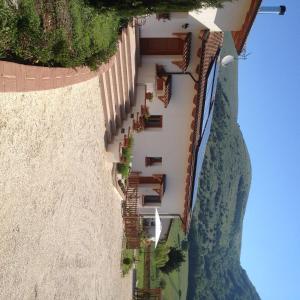 Nespecifikovaný výhled na hory nebo výhled na hory při pohledu z bed and breakfast