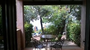 Giardino di illicini stabilimento balneare e albergo