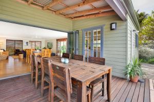 Φωτογραφία από το άλμπουμ του Pax & Coral - Pet Friendly House with Spa σε Culburra Beach