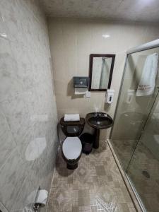 Bilik mandi di Hotel CALLI YOLOTL Teotihuacan