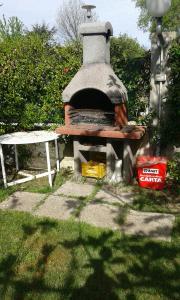 Gril dostupný pro hosty v bed and breakfast