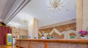 Vstupní hala nebo recepce v ubytování Vienna Hotel Guangdong Zhuhai Mingzhu Station Guozheng