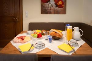 Opcije za doručak na raspolaganju gostima u objektu Alte Schmiede
