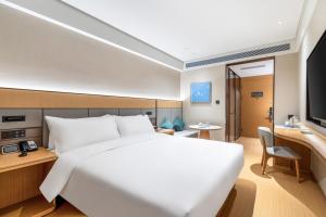 Katil atau katil-katil dalam bilik di JI Hotel Beijing Changping Tiantongyuan North Transportation Hub