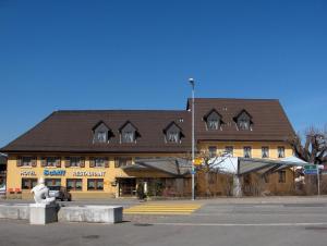 Budova, kde se hotel nachází