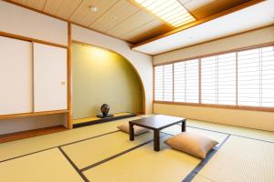 Foto sihtkohas Ito asuva majutusasutuse Ooedo Onsen Monogatari Premium Ito Hotel New Okabe galeriist