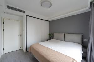 Postel nebo postele na pokoji v ubytování Urban Hub Superior Suite 2 bedrooms Central location close to commercial district