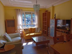 Μια τηλεόραση ή/και κέντρο ψυχαγωγίας στο El refugio de Noa