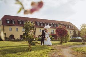 Gallery image of Hotel Dvorac Jurjevec in Lekenik