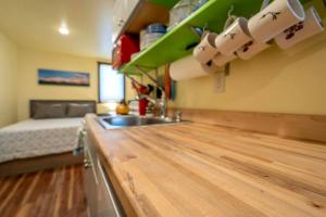 Lovely Tiny Cabin Close to Yellowstone with Incredible Mountain Views in Emigrant, Montana ...